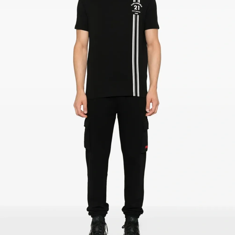 футболка с полосками