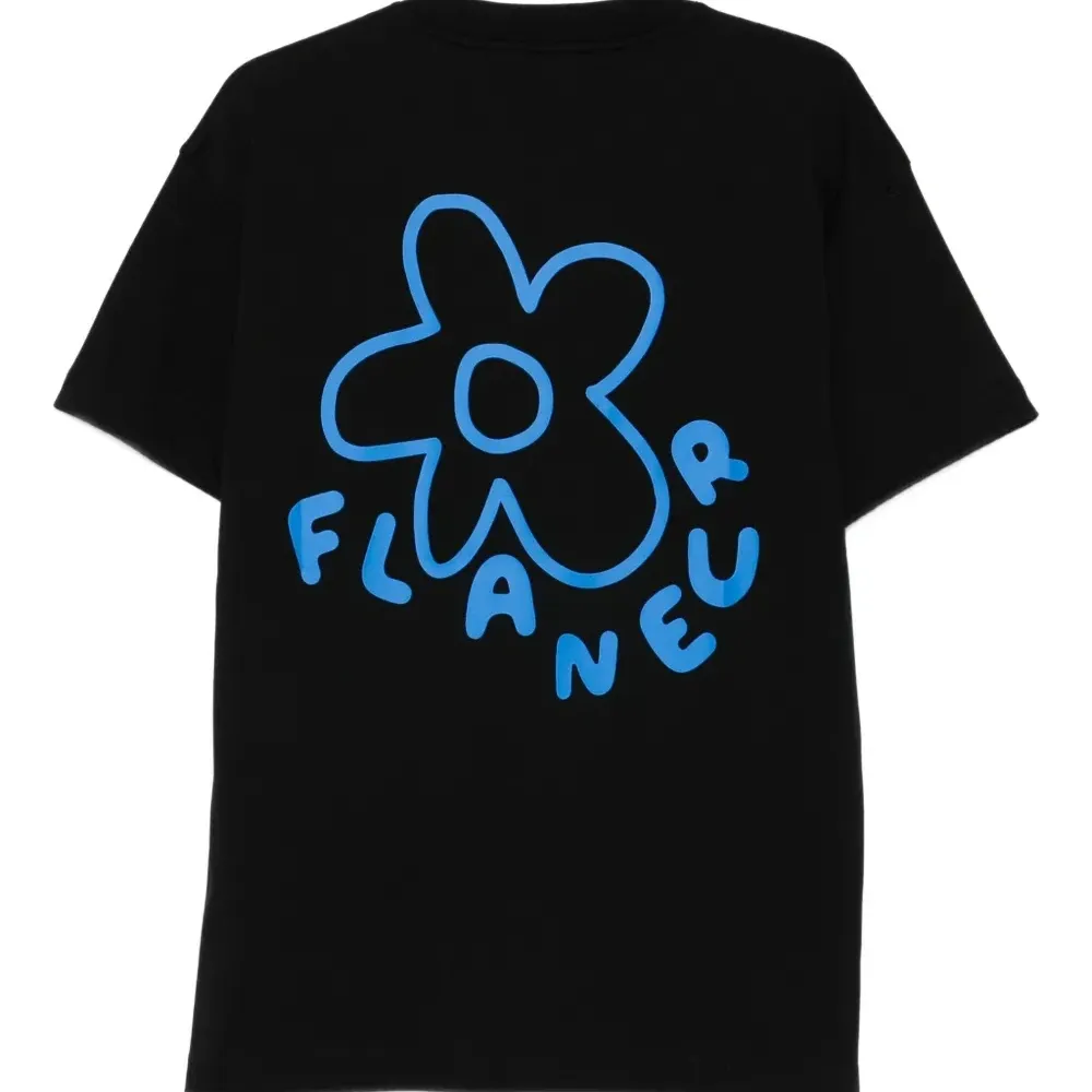 футболка с цветочным принтом