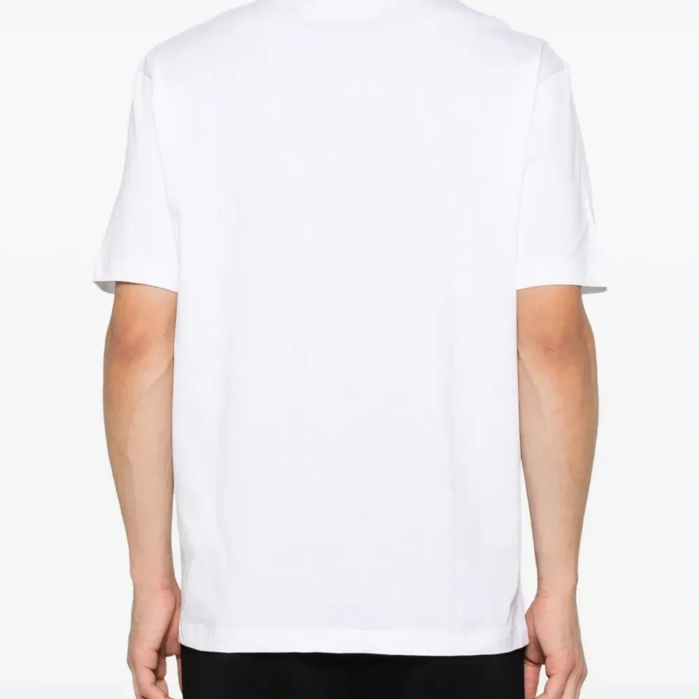 Футболка с логотипом Футболка с логотипом