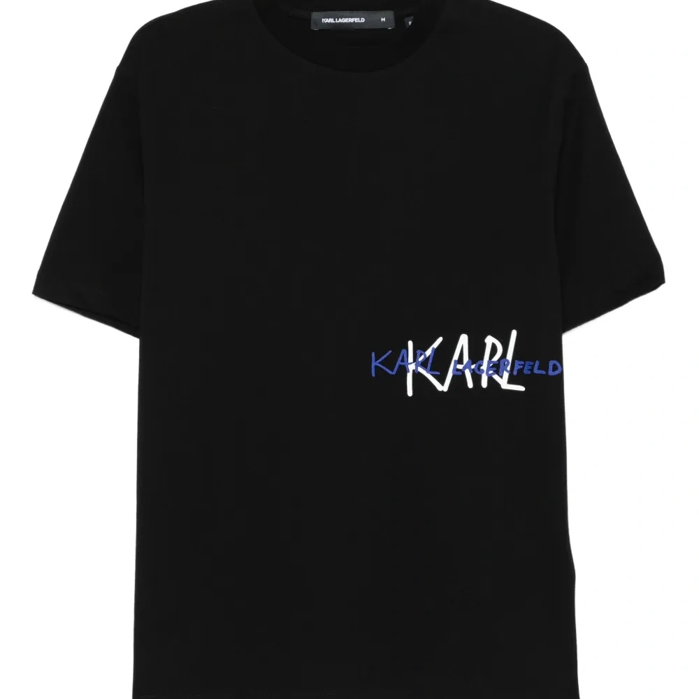 Футболка с вышитым логотипом