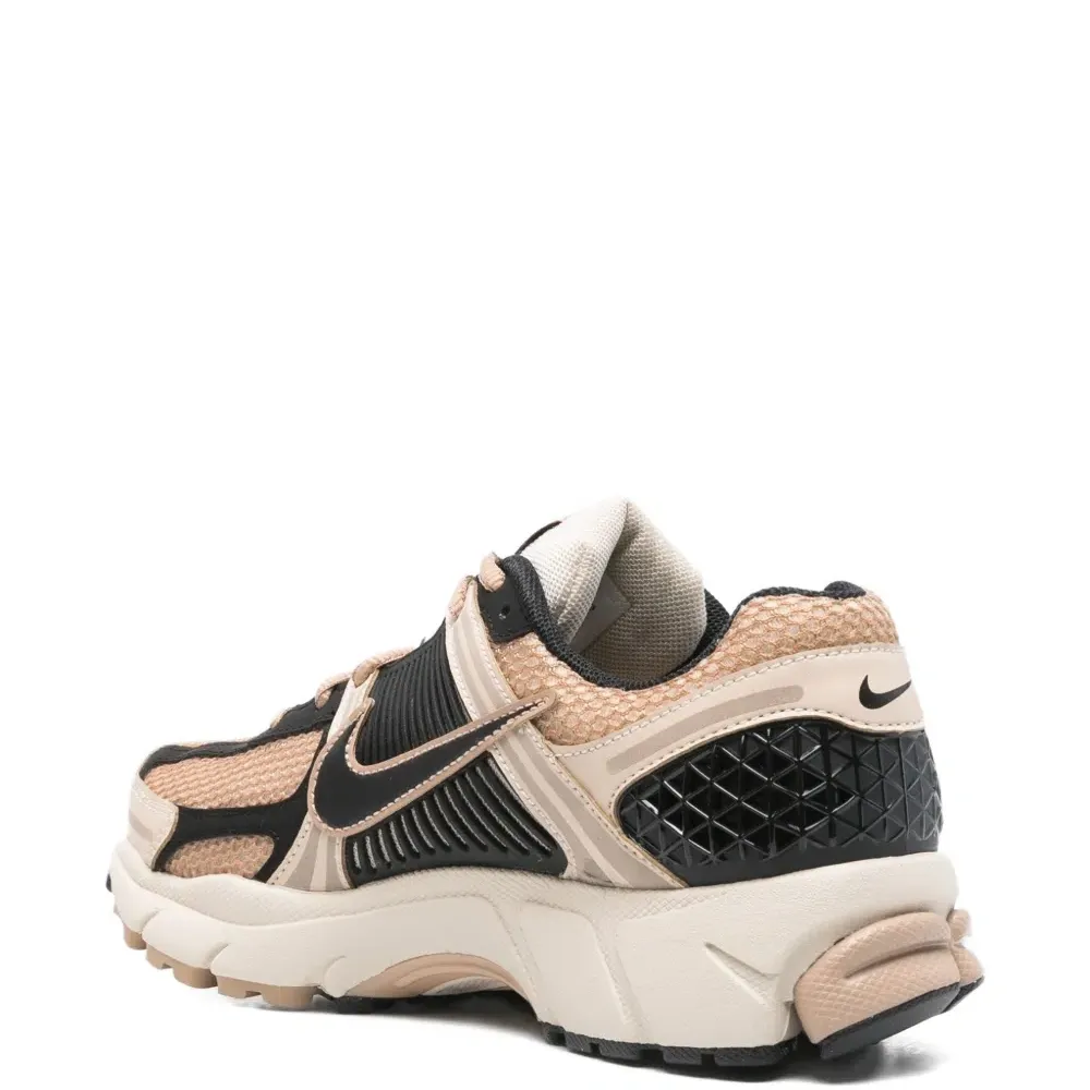 кроссовки Zoom Vomero 5