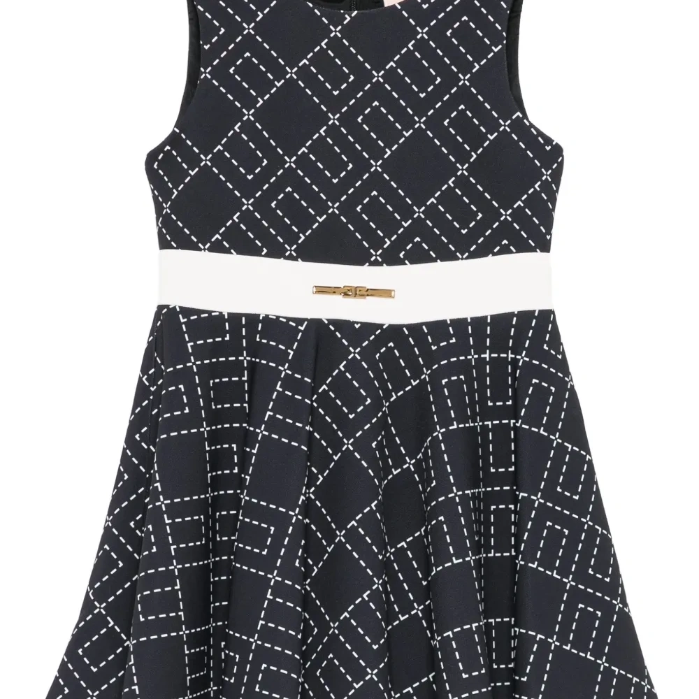 Расклешенное платье с геометричным принтом