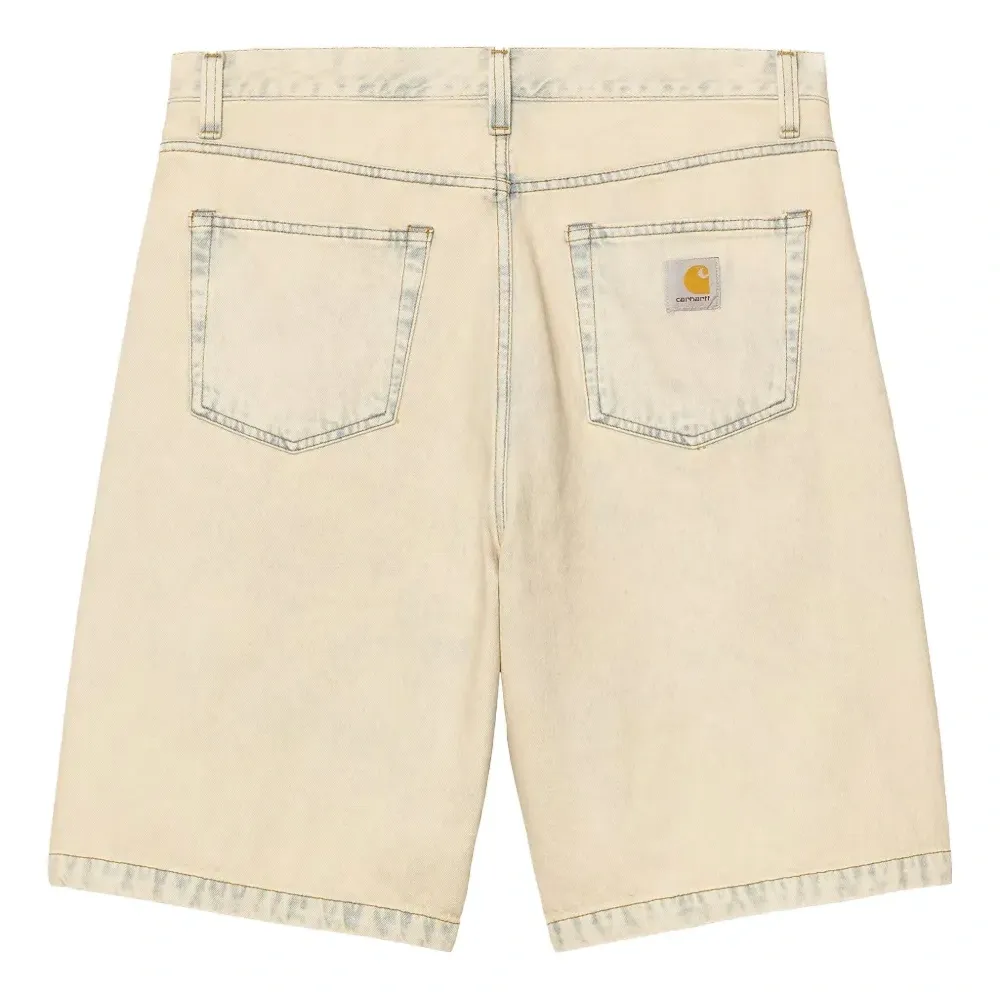 джинсовые шорты