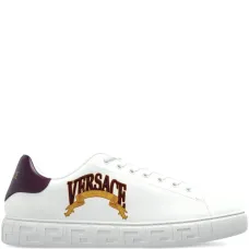 Кроссовки с вышитым логотипом Кроссовки с вышитым логотипом