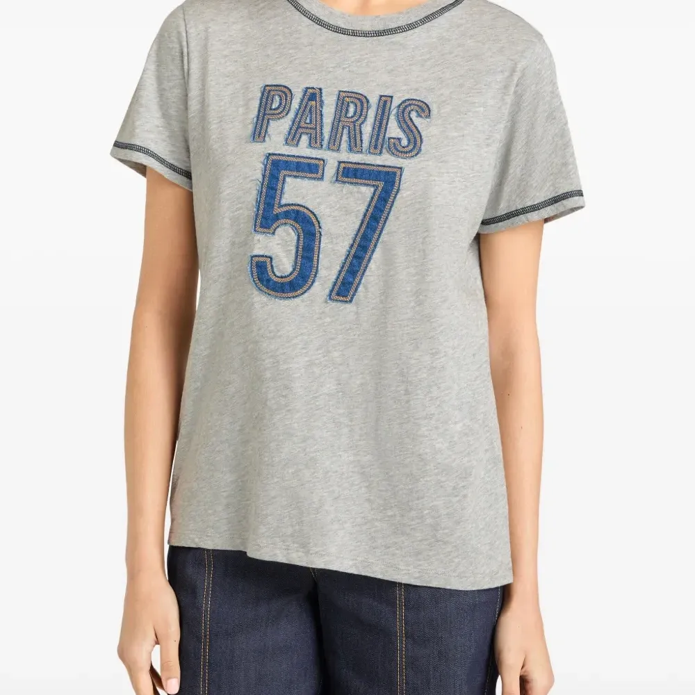 Футболка с аппликацией