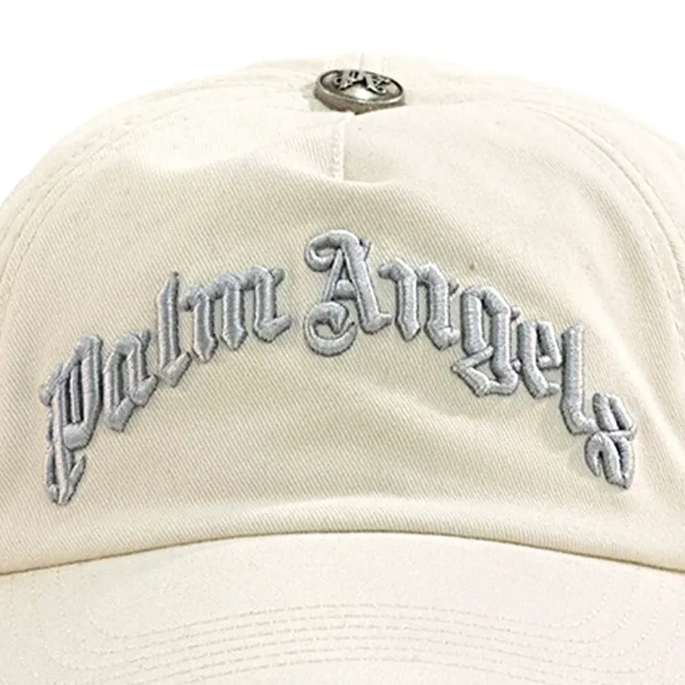 Бейсболка с вышитым логотипом