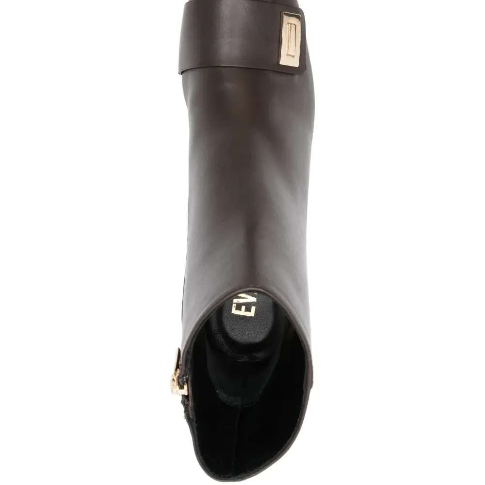 Ботильоны с пряжкой