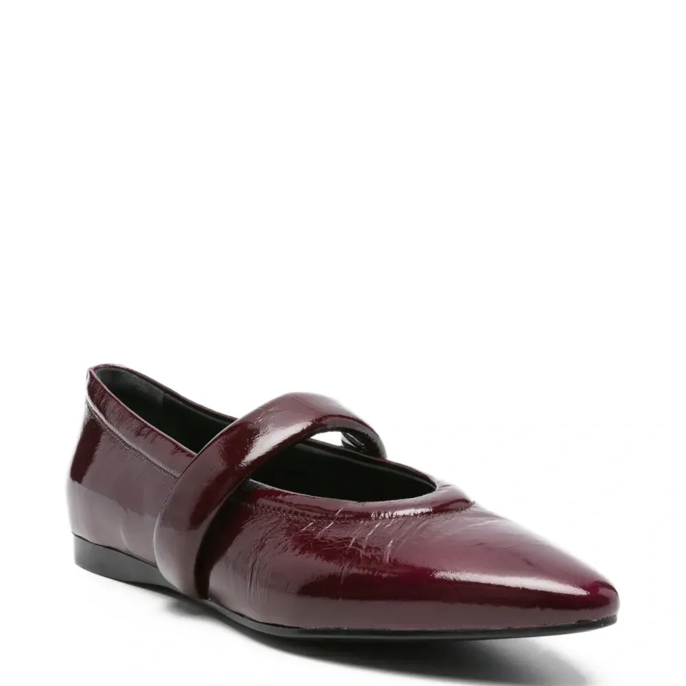 Балетки с заостренным носком