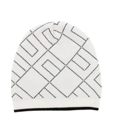 Шапка бини с монограммой