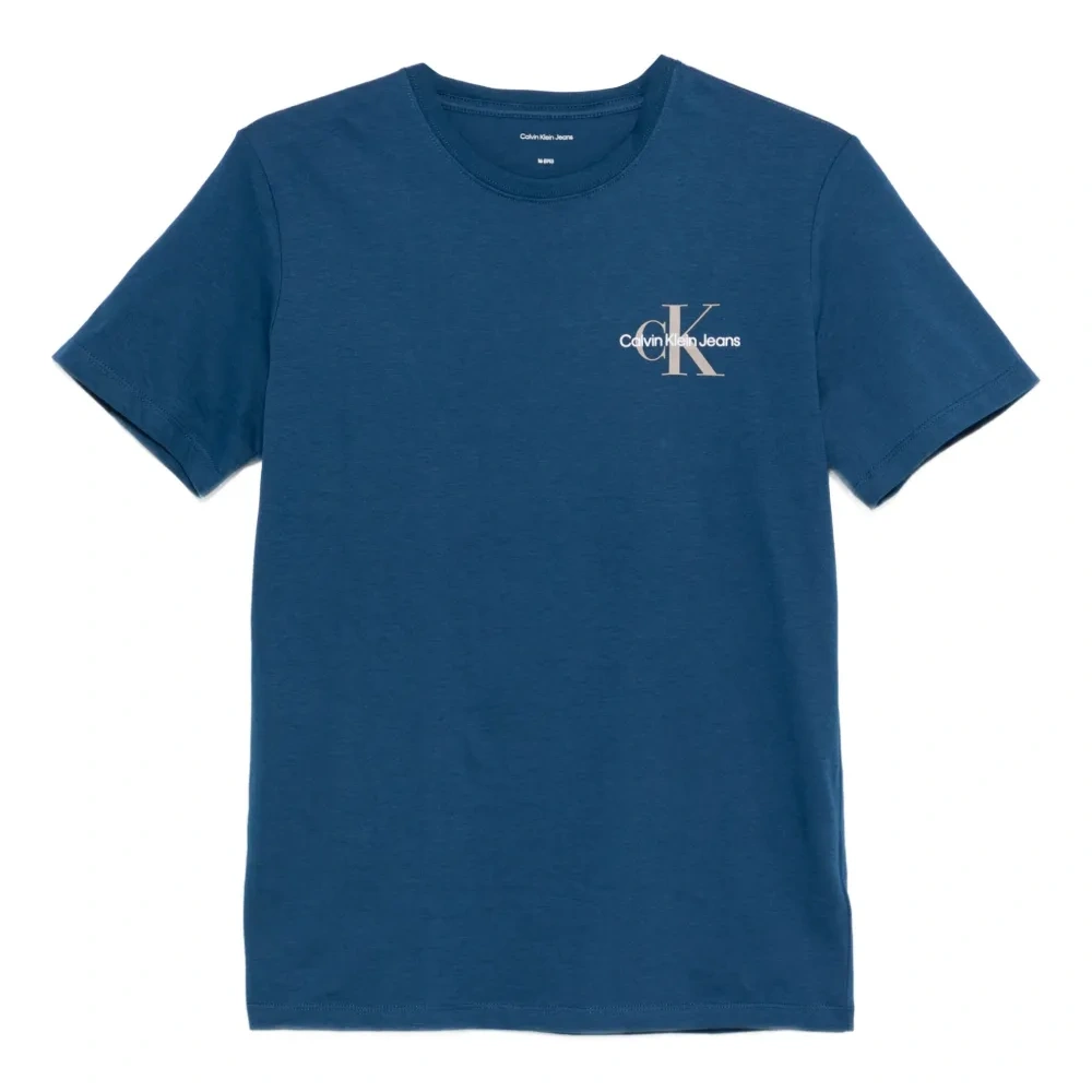 Футболка с логотипом