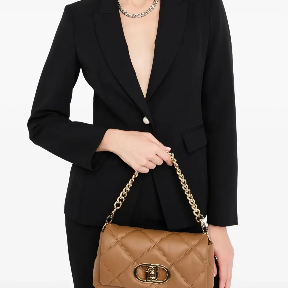 Стеганая сумка на плечо LaPuffy среднего размера