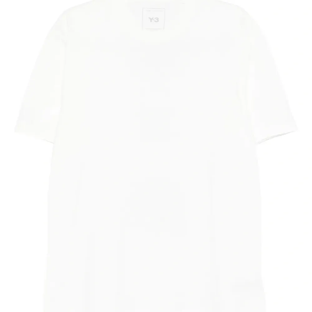 Футболка с круглым вырезом