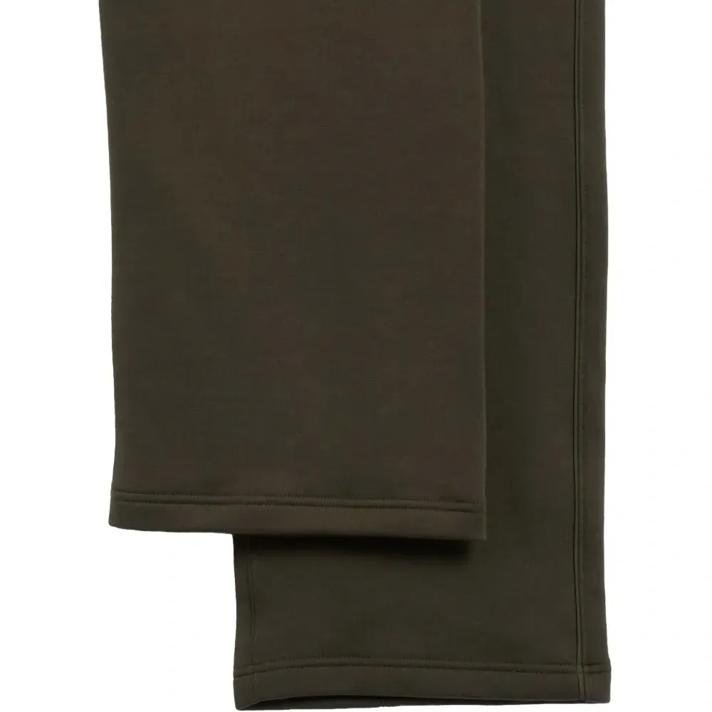 Спортивные брюки с вышивкой