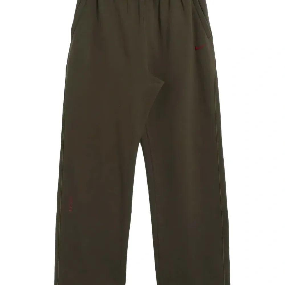 Спортивные брюки с вышивкой