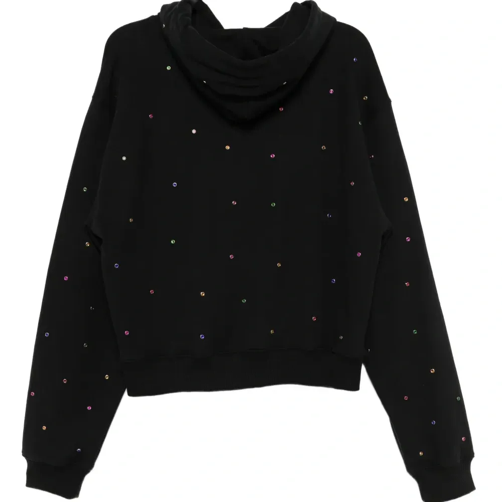 Худи с заклепками