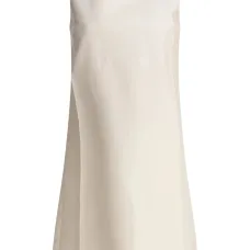 Платье с квадратным вырезом