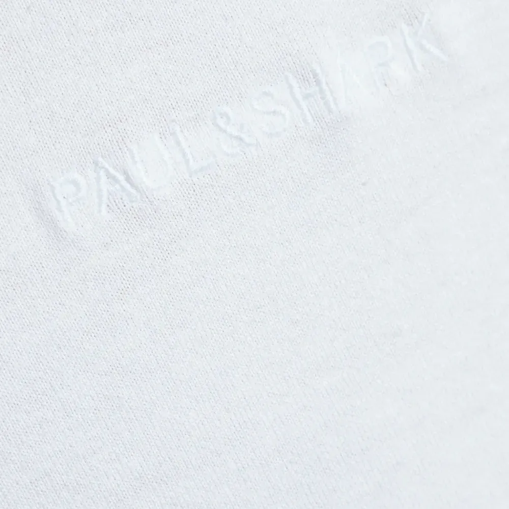 Футболка с вышитым логотипом Футболка с вышитым логотипом