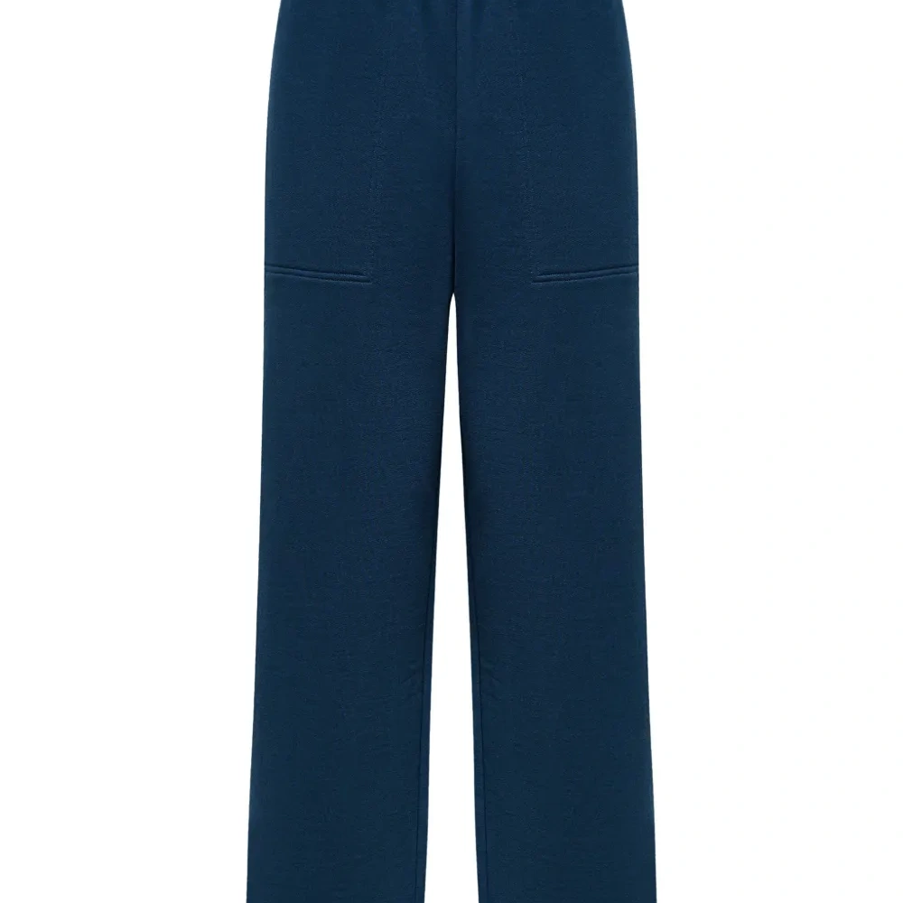 Спортивные брюки с эластичным поясом