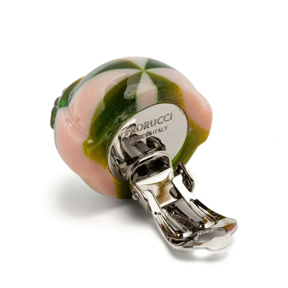 Клипса с завитым узором