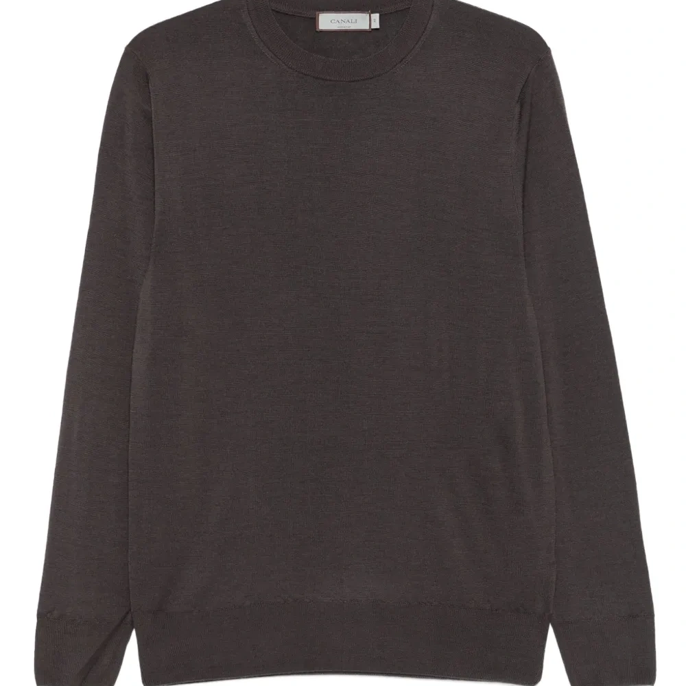 Шерстяной свитер с круглым вырезом