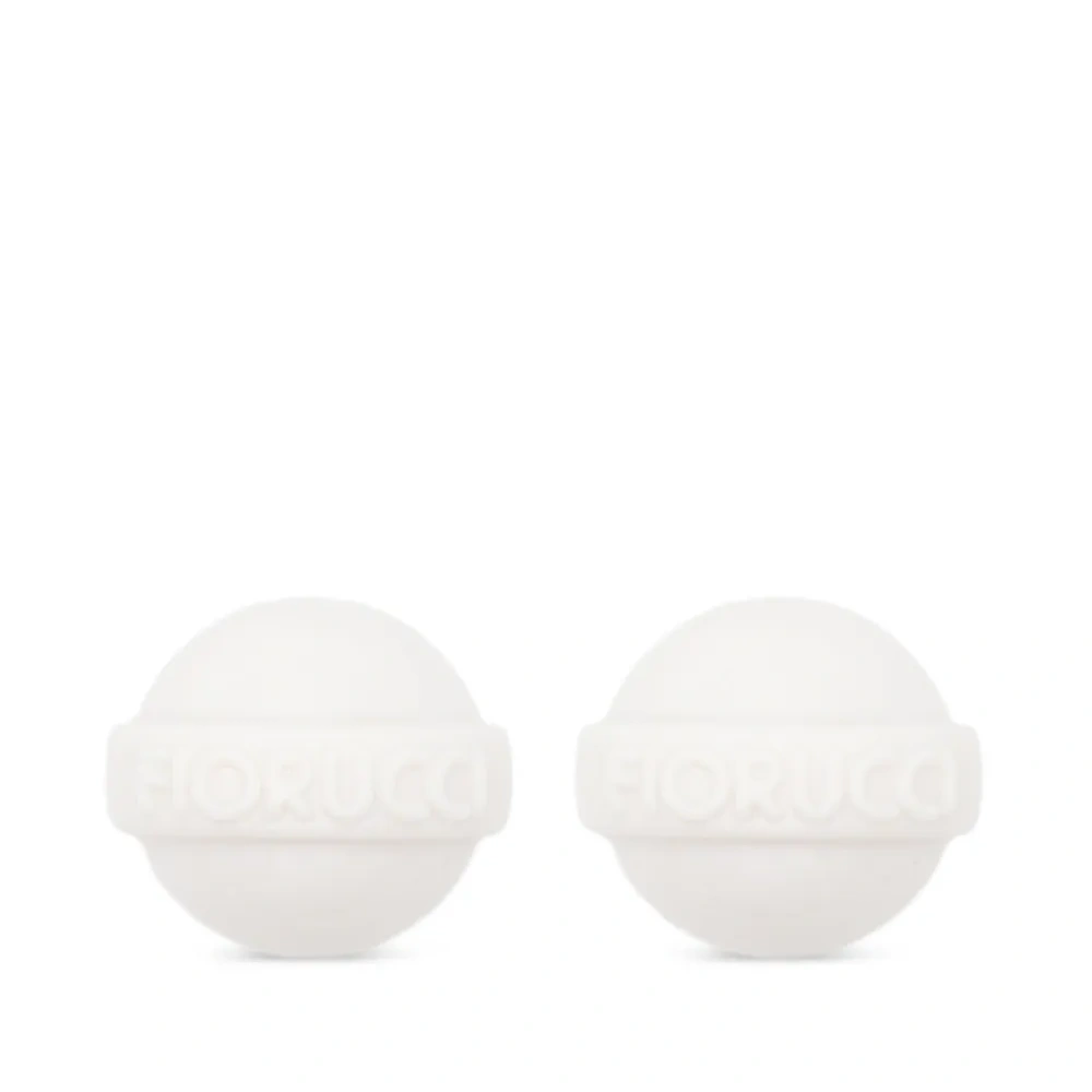 Зажимная серьга с тиснением логотипа