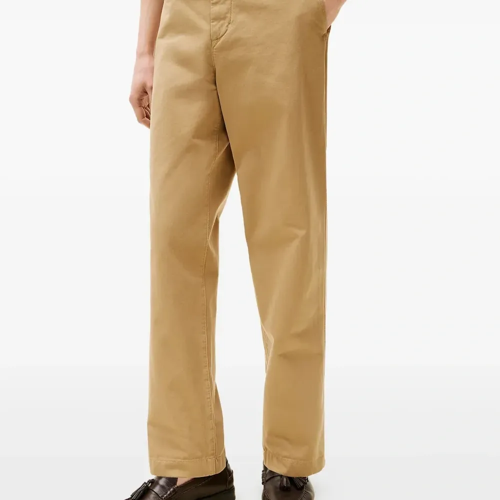 Брюки с карманами