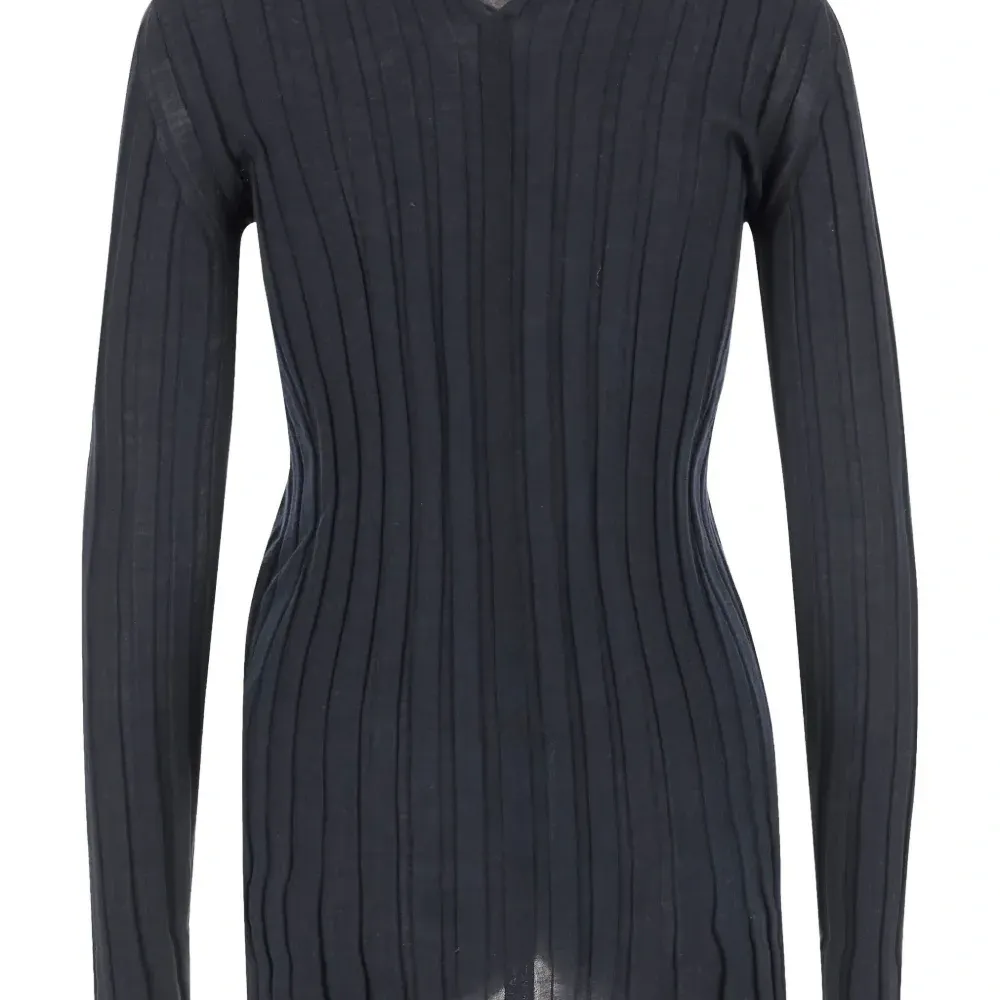 Свитер в рубчик с круглым вырезом Свитер в рубчик с круглым вырезом