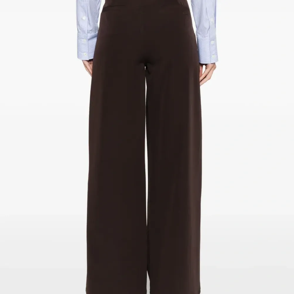 брюки со складками