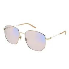 Солнцезащитные очки в геометричной оправе