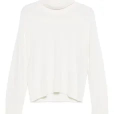 Свитер с высоким воротником