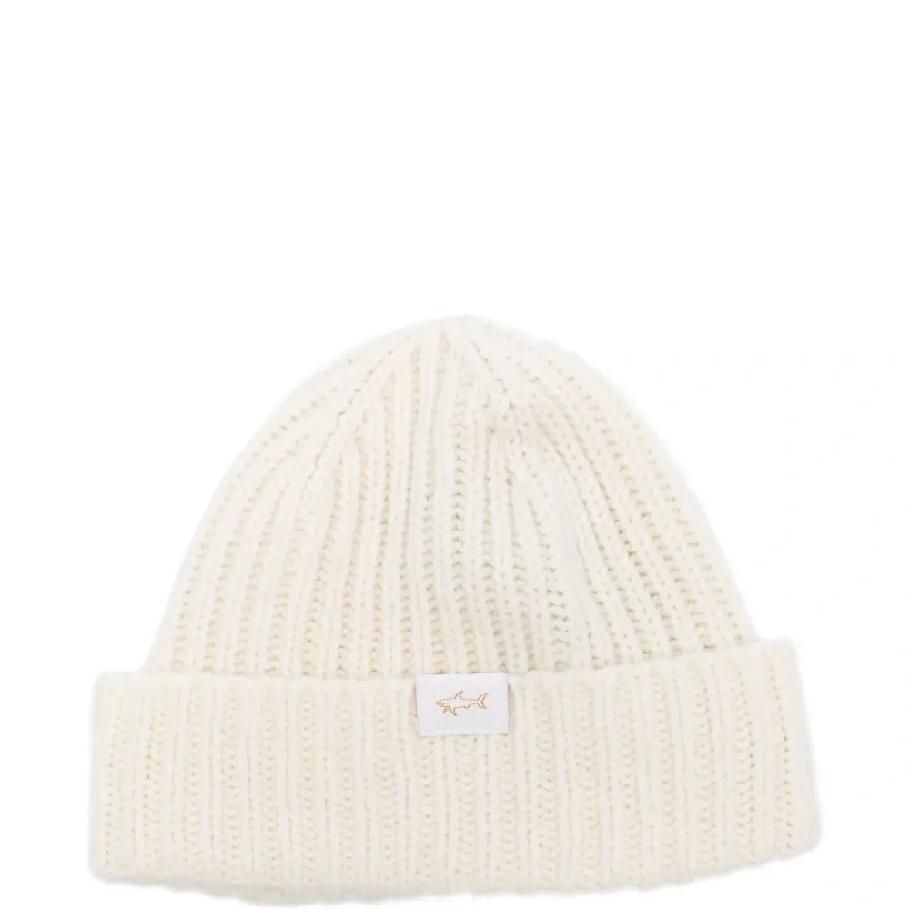 Шерстяная шапка бини в рубчик