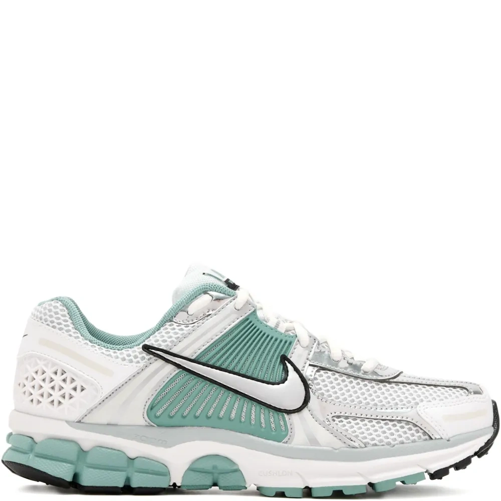 Кроссовки Vomero 5