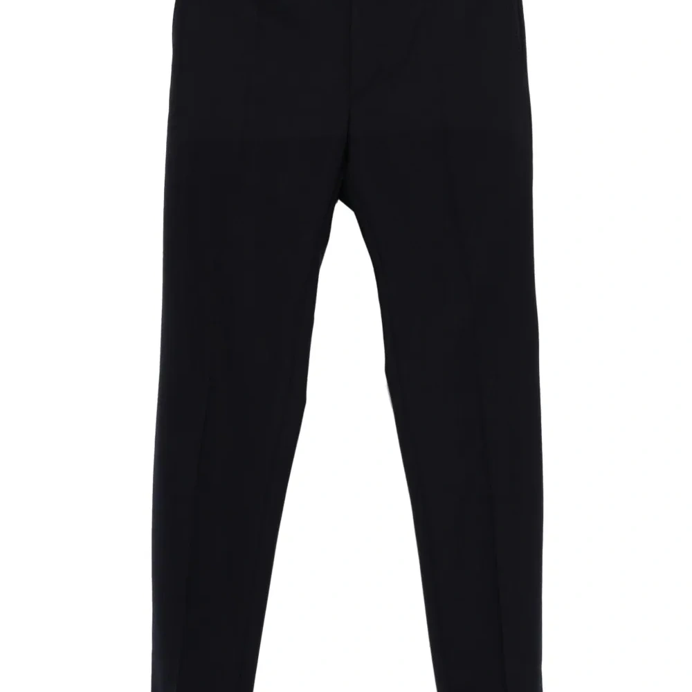 Брюки без защипов