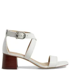 Босоножки на блочном каблуке Босоножки на блочном каблуке