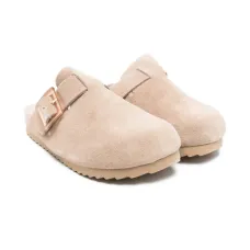 Слиперы с пряжкой