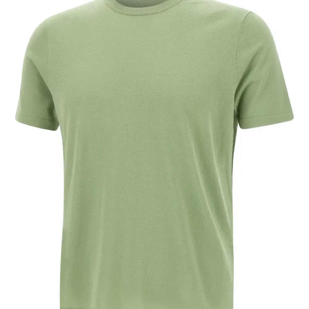 футболка с круглым вырезом футболка с круглым вырезом