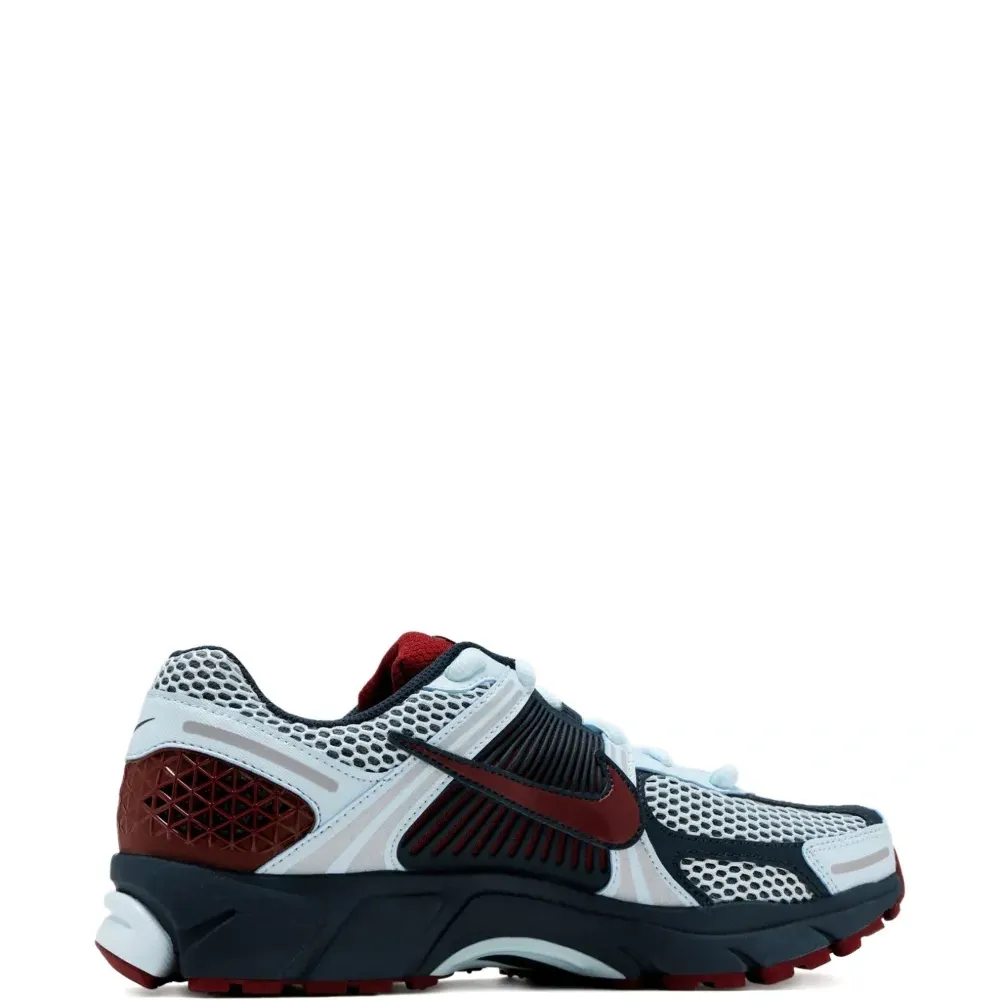 Кроссовки Zoom Vomero 5 Кроссовки Zoom Vomero 5