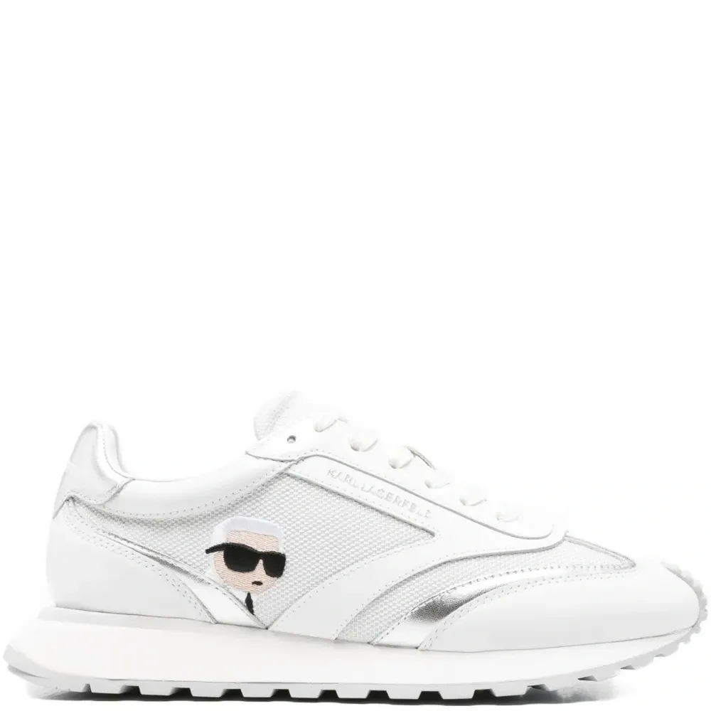 Кожаные кроссовки