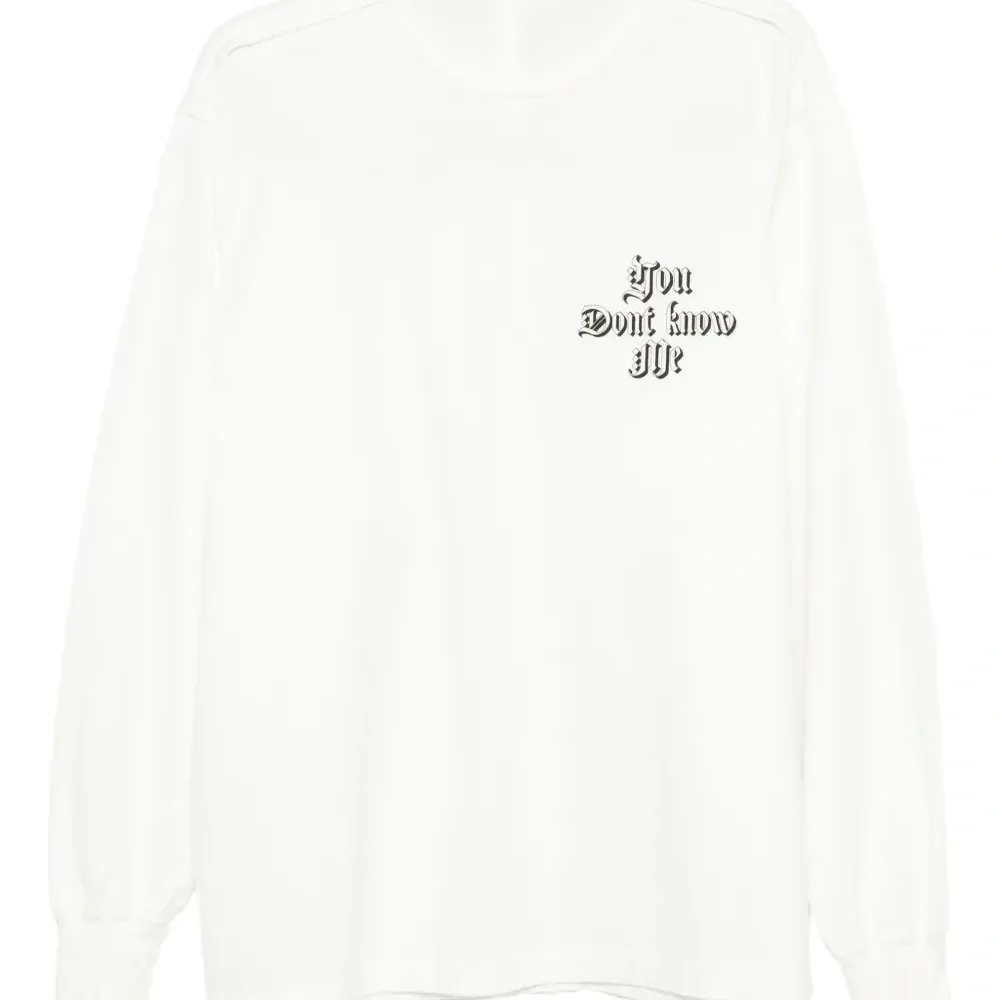 Футболка с длинными рукавами и графичным принтом