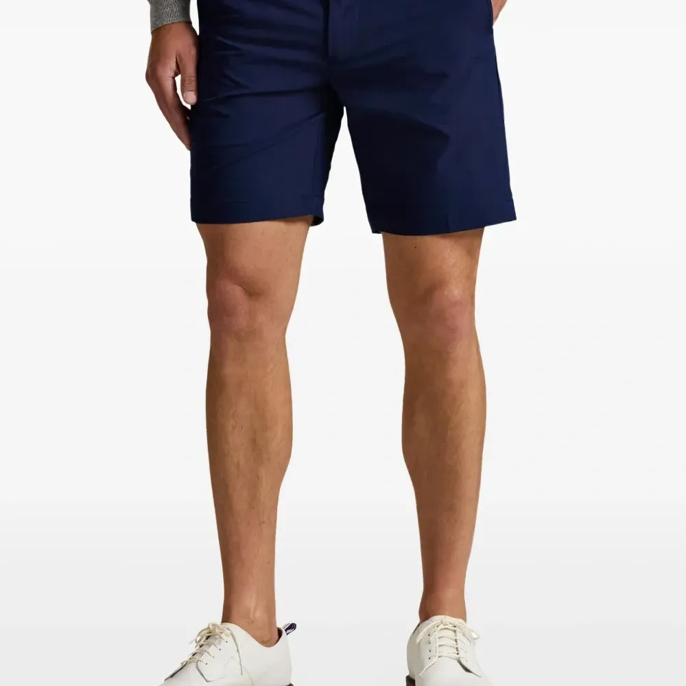 Шорты строгого кроя Шорты строгого кроя