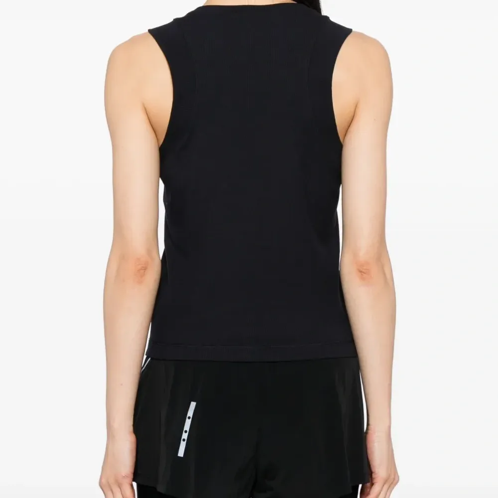 Топ с кантом