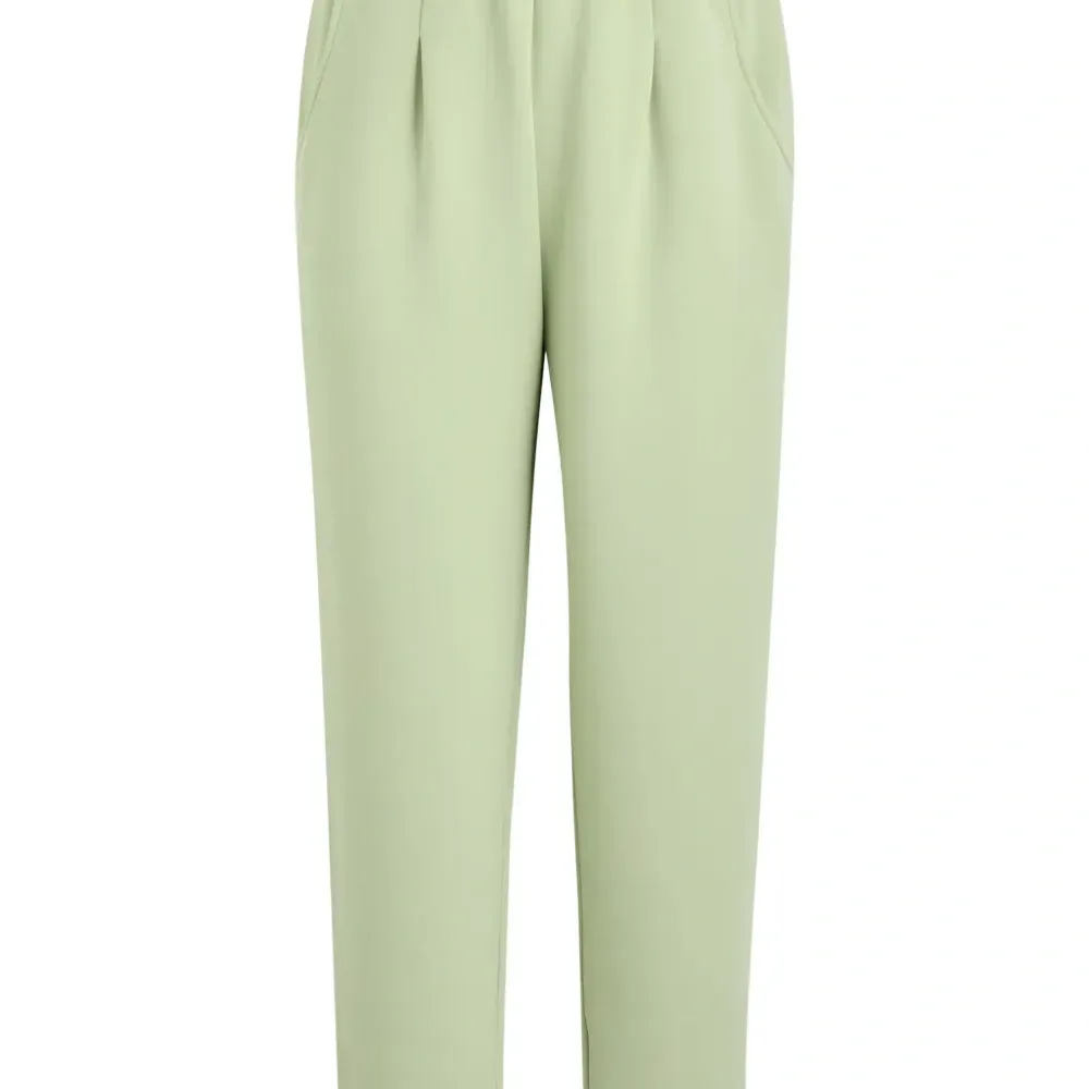 Брюки с подвернутыми манжетами