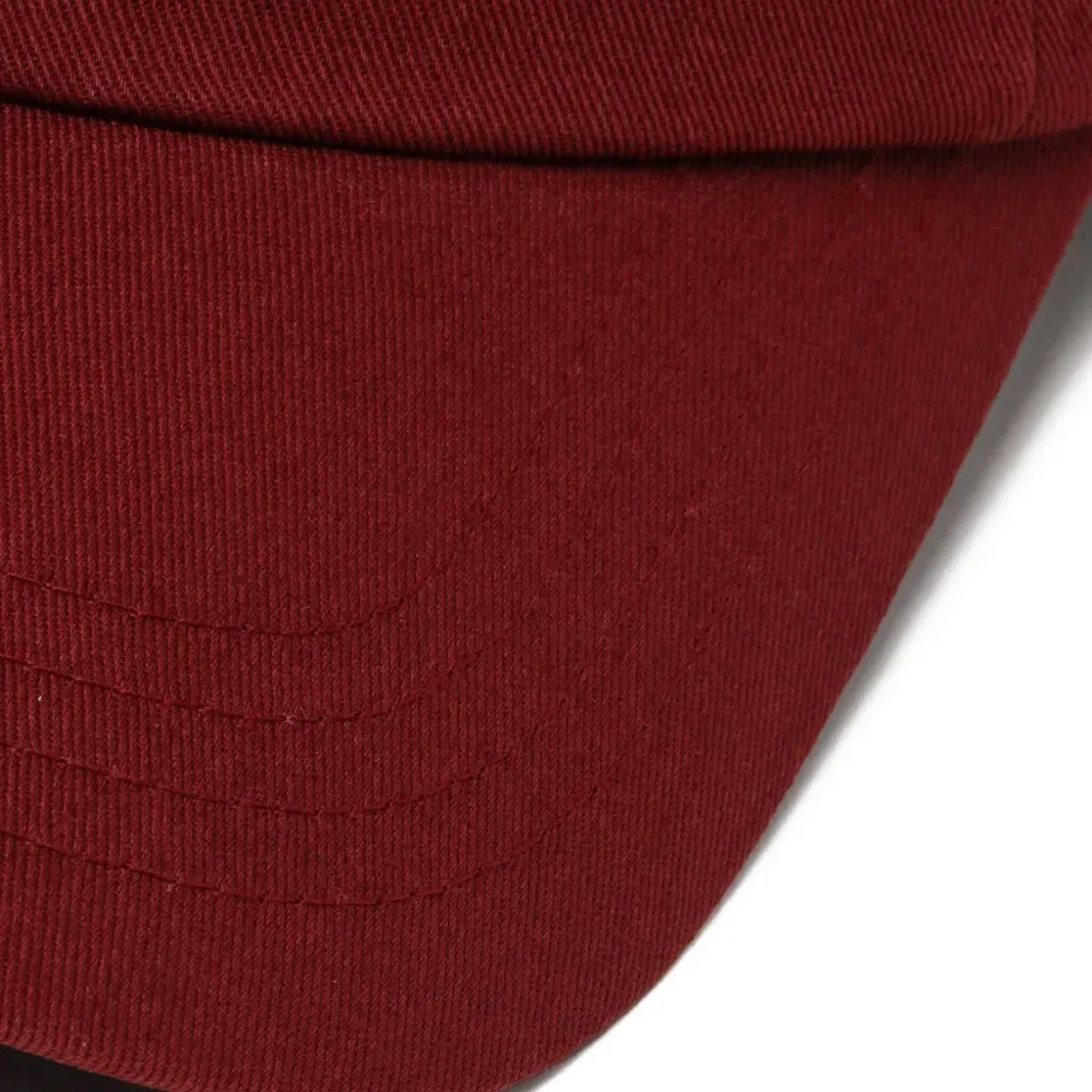 бейсболка с логотипом