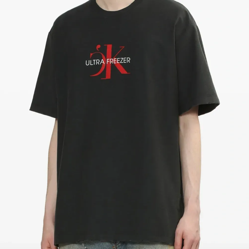 футболка Ultra Freezer с логотипом футболка Ultra Freezer с логотипом