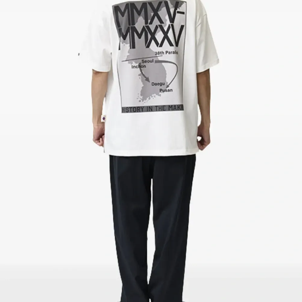 Футболка с графичным принтом Футболка с графичным принтом