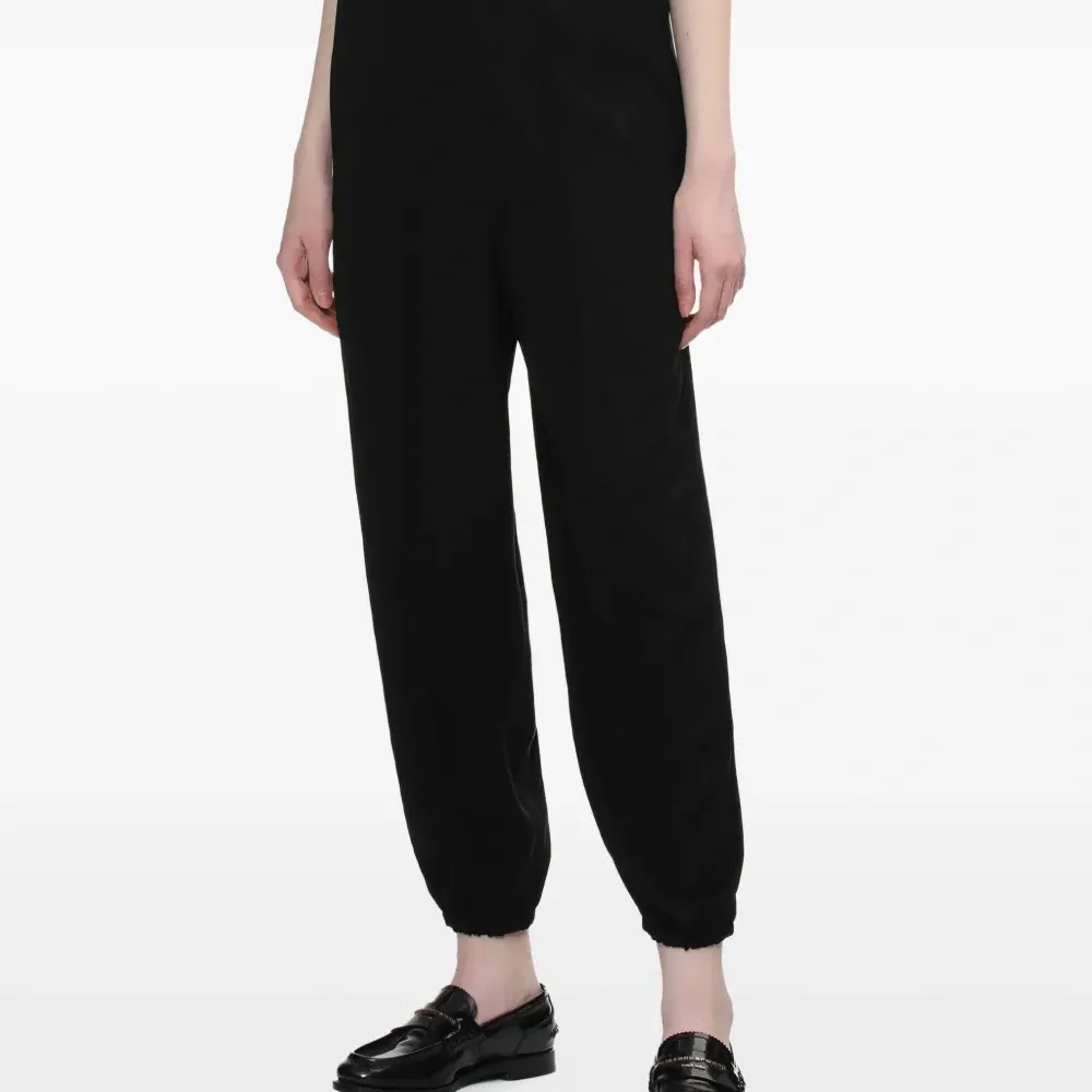 Брюки с эластичными манжетами