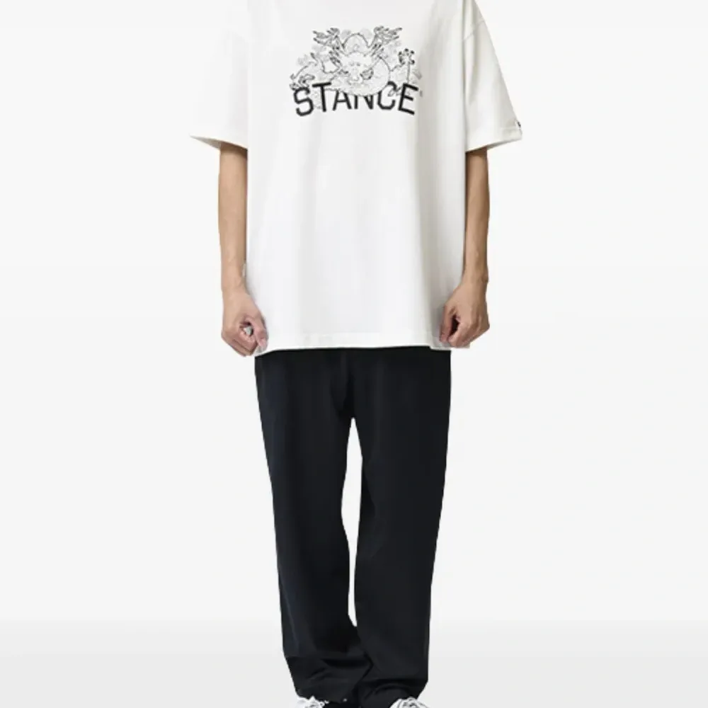 Футболка с графичным принтом