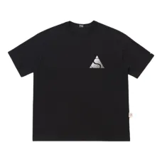 Футболка с графичным принтом