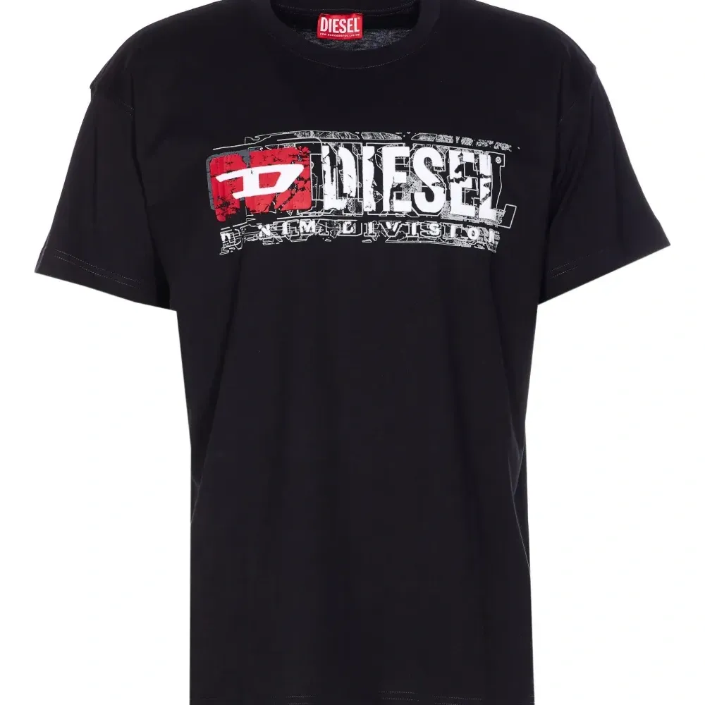 Футболка с графичным принтом