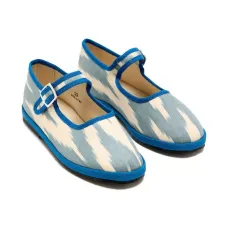 Балетки с узором икат